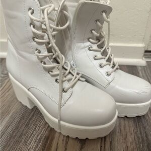 Women's White Lace-Up Platform Boots